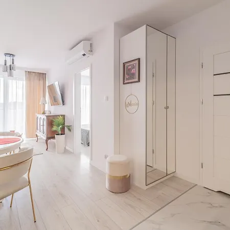3L Apartments Kasprowicza 20C - Darmowy Basen, Sauna, Silownia, Jacuzzi, Bawialnia Kolobrzeg